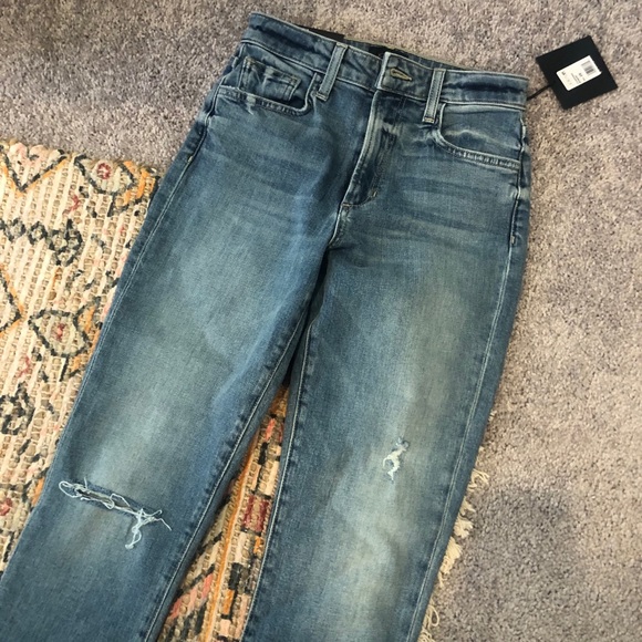 Joe’s High Rise Cigarette Jeans (Never worn)